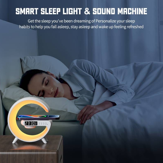 Lampa Smart LED culori RGB, boxa Bluetooth, Aux, incarcare Wireless, ceas cu alarma